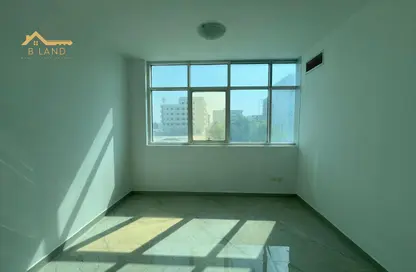 Apartment - 1 Bedroom - 2 Bathrooms for rent in AlFalah - Muwaileh Commercial - Sharjah