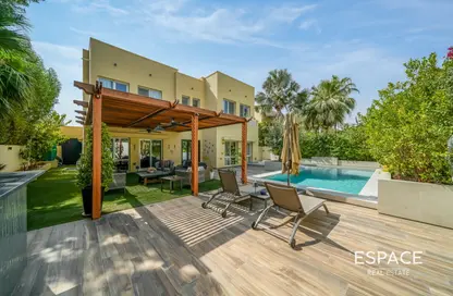 Villa - 5 Bedrooms - 5 Bathrooms for rent in Meadows 3 - Meadows - Dubai