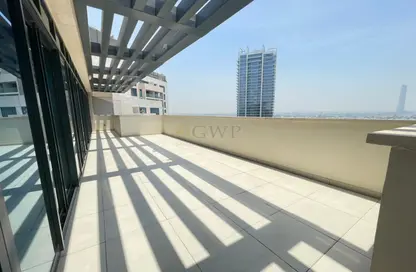 Apartment - 2 Bedrooms - 3 Bathrooms for rent in Vida Residence 1 - Vida Residence - The Hills - Dubai