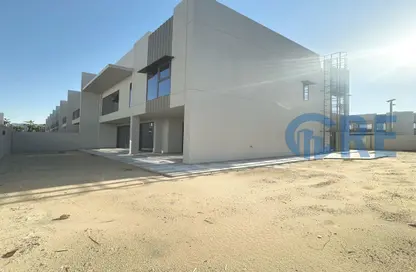 فيلا - 4 غرف نوم - 6 حمامات للايجار في ماج آي - 7 منطقه - مدينة الشيخ محمد بن راشد - دبي