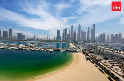 Apartment - 3 Bedrooms - 4 Bathrooms for sale in Sunrise Bay - EMAAR Beachfront - Dubai Harbour - Dubai