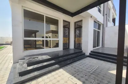 Villa - 4 Bedrooms - 6 Bathrooms for rent in Hoshi 1 - Hoshi - Al Badie - Sharjah