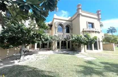 Villa - 4 Bedrooms - 4 Bathrooms for rent in Canal Cove Frond M - Canal Cove Villas - Palm Jumeirah - Dubai