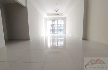 شقة - 2 غرف نوم - 3 حمامات للايجار في برج صحارى 4 - مجمع صحارى - النهدة - الشارقة