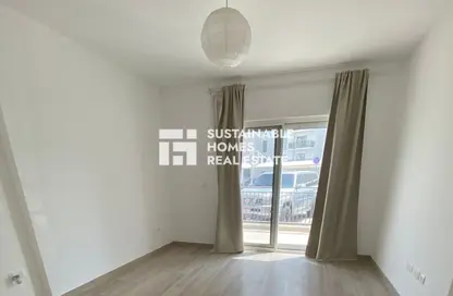 Apartment - Studio - 1 Bathroom for rent in Waters Edge - Yas Island - Abu Dhabi
