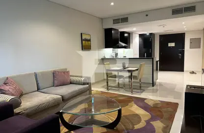 Apartment - 1 Bedroom - 2 Bathrooms for sale in The Cosmopolitan - Business Bay - Dubai