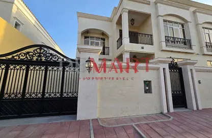 Villa - 5 Bedrooms - 6 Bathrooms for rent in Nad Al Sheba 1 - Nad Al Sheba - Dubai Villa - 5 Bedrooms - 6 Bathrooms for rent in Nad Al Sheba 1 - Nad Al Sheba - Dubai