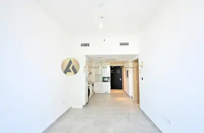 Apartment - 1 Bedroom - 2 Bathrooms for rent in Catch Residences By IGO - Jumeirah Village Circle - Dubai
