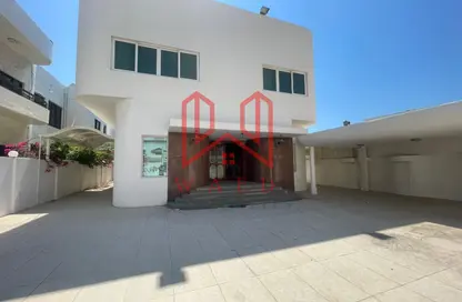 Villa - Studio - 7+ Bathrooms for rent in Jumeirah 1 Villas - Jumeirah 1 - Jumeirah - Dubai