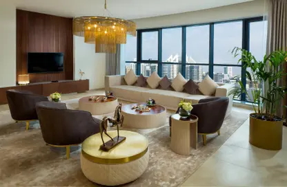 Living Room image for: Duplex - 5 Bedrooms - 7 Bathrooms for rent in Millennium Place Barsha Heights Hotel - Barsha Heights (Tecom) - Dubai, Image 1