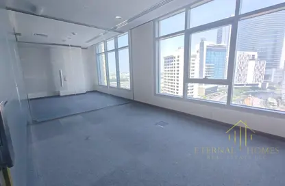 Office Space - Studio - 1 Bathroom for rent in Grosvenor Business Tower - Barsha Heights (Tecom) - Dubai