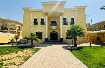 Villa - 5 Bedrooms - 7 Bathrooms for rent in Al Barsha 2 - Al Barsha - Dubai