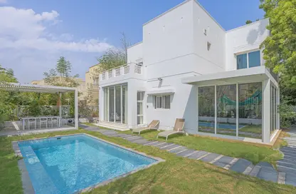 Villa - 3 Bedrooms - 3 Bathrooms for sale in Meadows 8 - Meadows - Dubai