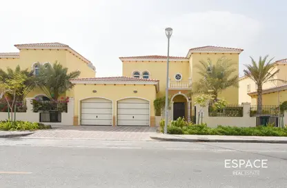 فيلا - 4 غرف نوم - 5 حمامات للايجار في التراث - جميرا بارك - دبي فيلا - 4 غرف نوم - 5 حمامات للايجار في التراث - جميرا بارك - دبي