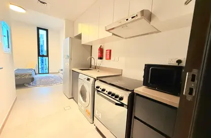 Apartment - Studio - 1 Bathroom for rent in The Link - East Village - Aljada - Sharjah