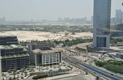 شقة - غرفة نوم - 2 حمامات للايجار في أبراج - شارع الشيخ زايد - دبي