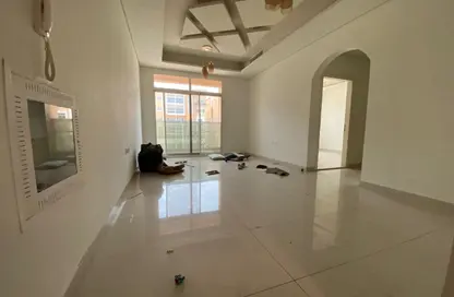 Apartment - 3 Bedrooms - 3 Bathrooms for rent in Al Mowaihat 3 - Al Mowaihat - Ajman