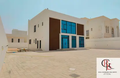 فيلا - 5 غرف نوم - 6 حمامات للايجار في مدينة الرياض - أبوظبي