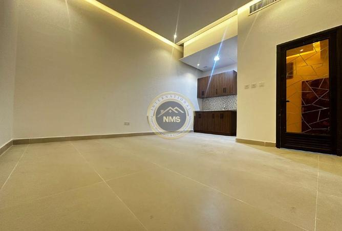 15950045 - Property Image 2