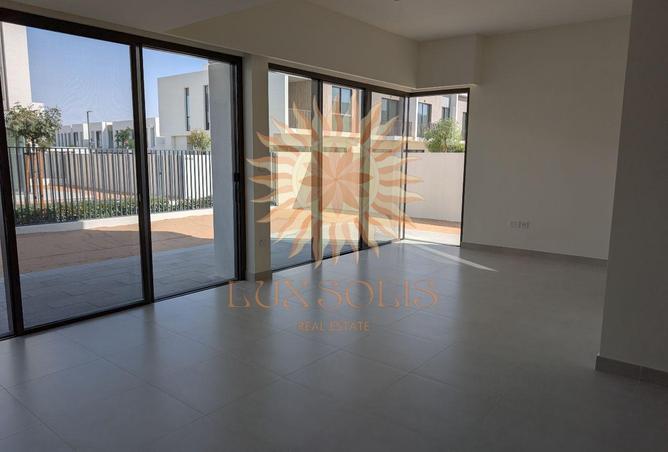 15715287 - صورة العقار 2