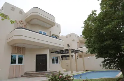 Villa - 5 Bedrooms - 6 Bathrooms for rent in Umm Suqeim 1 Villas - Umm Suqeim 1 - Umm Suqeim - Dubai