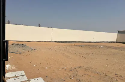 أرض - استوديو للايجار في الصجعة الصناعية - آلصجعه - الشارقة