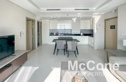 Apartment - 1 Bedroom - 2 Bathrooms for sale in Paramount Tower Hotel  and  Residences - Business Bay - Dubai