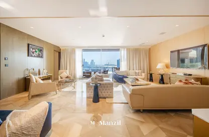 Living Room image for: Penthouse - 4 Bedrooms - 5 Bathrooms for rent in FIVE Palm Jumeirah - Palm Jumeirah - Dubai, Image 1