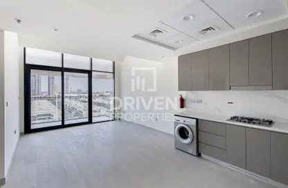 Kitchen image for: Apartment - 1 Bedroom - 2 Bathrooms for sale in Azizi Riviera 20 - Meydan One - Meydan - Dubai, Image 1