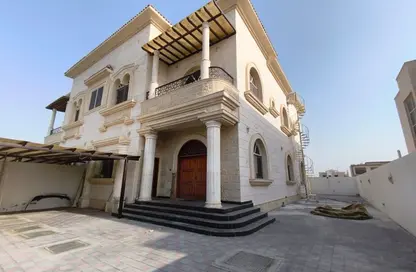Villa - 5 Bedrooms - 7 Bathrooms for rent in Hoshi 1 - Hoshi - Al Badie - Sharjah