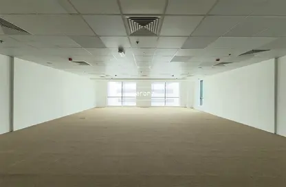 Office Space - Studio for rent in The Regal Tower - Business Bay - Dubai