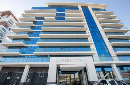 Apartment - 3 Bedrooms - 4 Bathrooms for rent in Al Raha Beach - Abu Dhabi