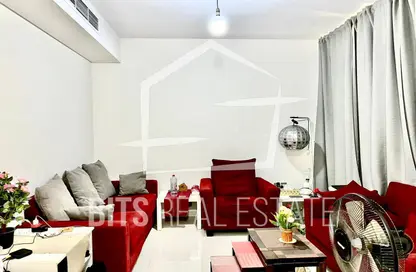 Living / Dining Room image for: Villa - 3 Bedrooms - 3 Bathrooms for rent in Albizia - Damac Hills 2 - Dubai, Image 1