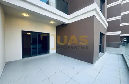 Apartment - 1 Bedroom - 2 Bathrooms for rent in Jumeirah Garden City - Al Satwa - Dubai