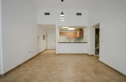 Apartment - 1 Bedroom - 2 Bathrooms for rent in European - Canal Residence - Dubai Sports City - Dubai