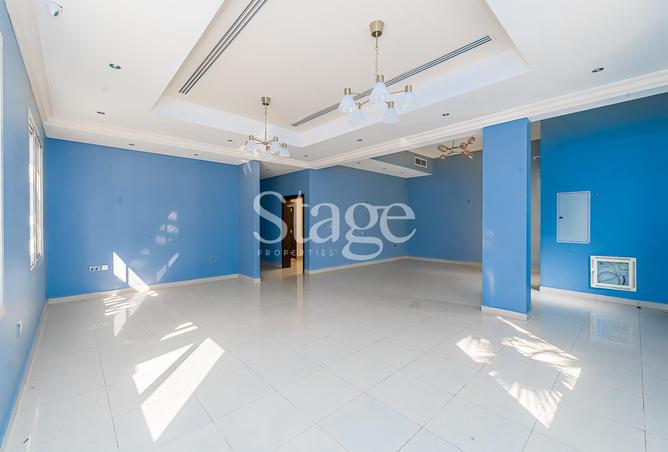 15855994 - Property Image 2