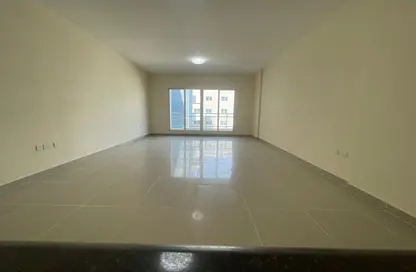 Apartment - 1 Bedroom - 2 Bathrooms for sale in Tower 11 - Al Reef Downtown - Al Reef - Abu Dhabi