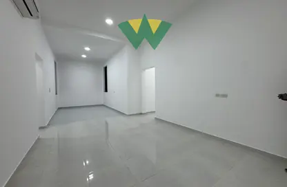 Apartment - 3 Bedrooms - 3 Bathrooms for rent in Madinat Al Riyad - Abu Dhabi
