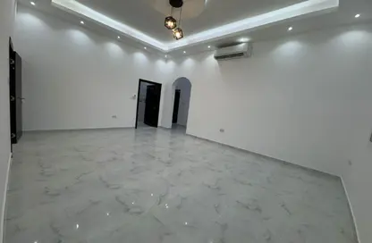 شقة - 2 غرف نوم - 2 حمامات للايجار في مدينة الرياض - أبوظبي