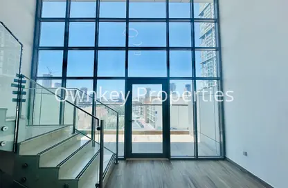 Duplex - 1 Bedroom - 2 Bathrooms for rent in Flamingo Building - Jumeirah Village Circle - Dubai