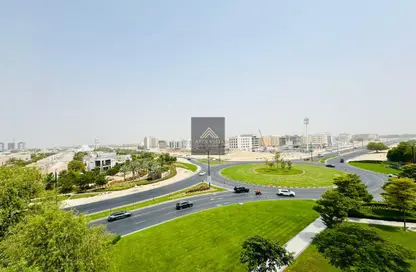 Apartment - 3 Bedrooms - 3 Bathrooms for rent in The Gate - Aljada - Sharjah