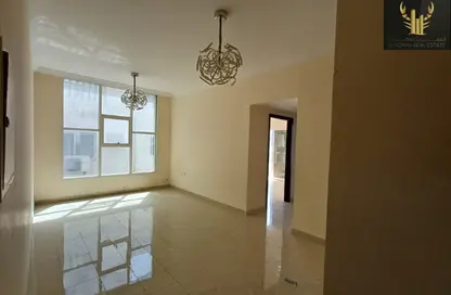 شقة - 2 غرف نوم - 2 حمامات للايجار في الجرف الصناعية 2 - الجرف الصناعية - عجمان