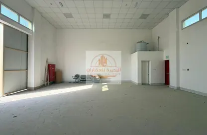 Warehouse - Studio - 1 Bathroom for rent in Al Sajaa Industrial - Al Sajaa - Sharjah