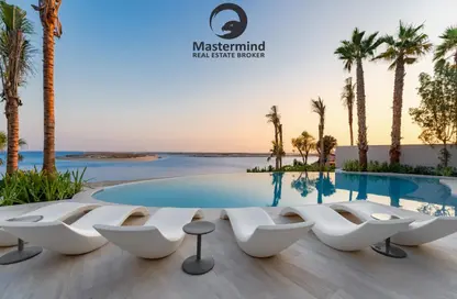 Villa - 6 Bedrooms - 7 Bathrooms for sale in Zuha Island Villas - The World Islands - Dubai
