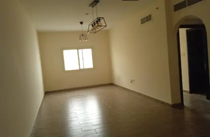 Apartment - 1 Bedroom - 2 Bathrooms for rent in Muwailih Building - Muwaileh - Sharjah