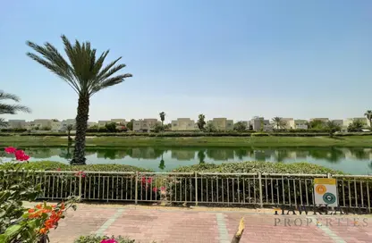 Villa - 4 Bedrooms - 5 Bathrooms for sale in Meadows 7 - Meadows - Dubai