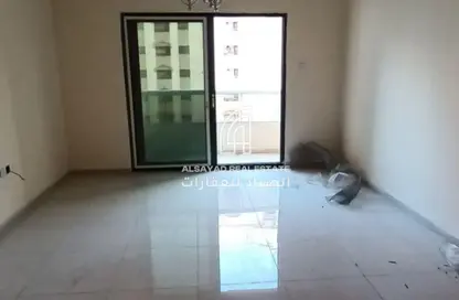 Apartment - 2 Bedrooms - 2 Bathrooms for rent in Ameer Bu Khamseen Tower - Al Majaz 3 - Al Majaz - Sharjah