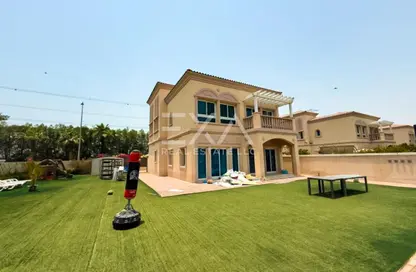 فيلا - 2 غرف نوم - 3 حمامات للايجار في 7F حي - مثلث قرية الجميرا - دبي