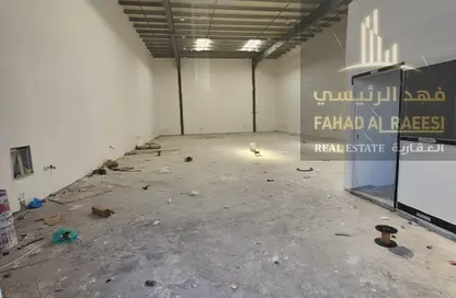 مستودع - استوديو - 2 حمامات للايجار في أم الثعوب - أم القيوين