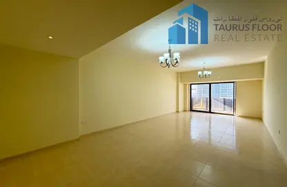Apartment - 3 Bedrooms - 3 Bathrooms for rent in Sheikh Rashid Building - Sheikh Zayed Road - Dubai